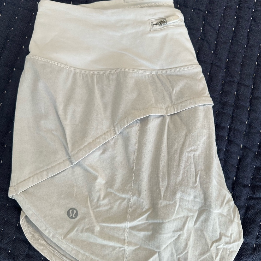 Lululemon white speed up shorts